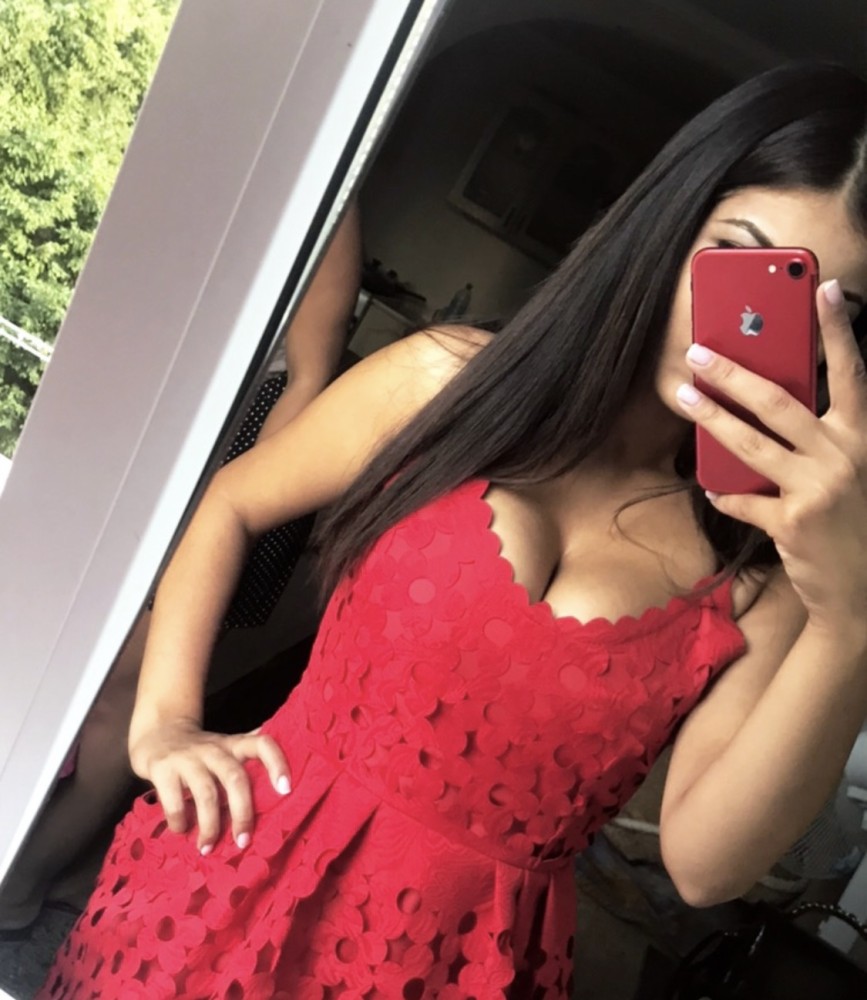 Индивидуалка Карина главное фото в городе Вышний Волочёк 