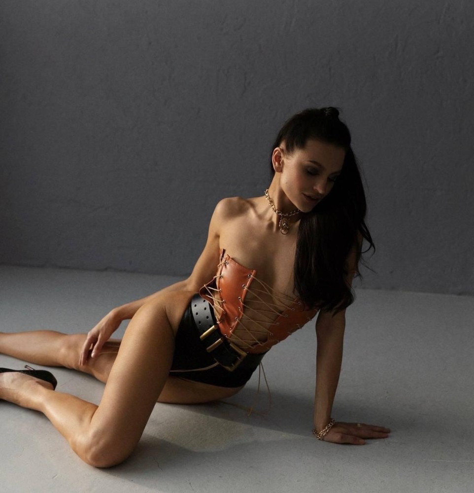 Индивидуалка Регина фото № 2 в городе Вышний Волочёк