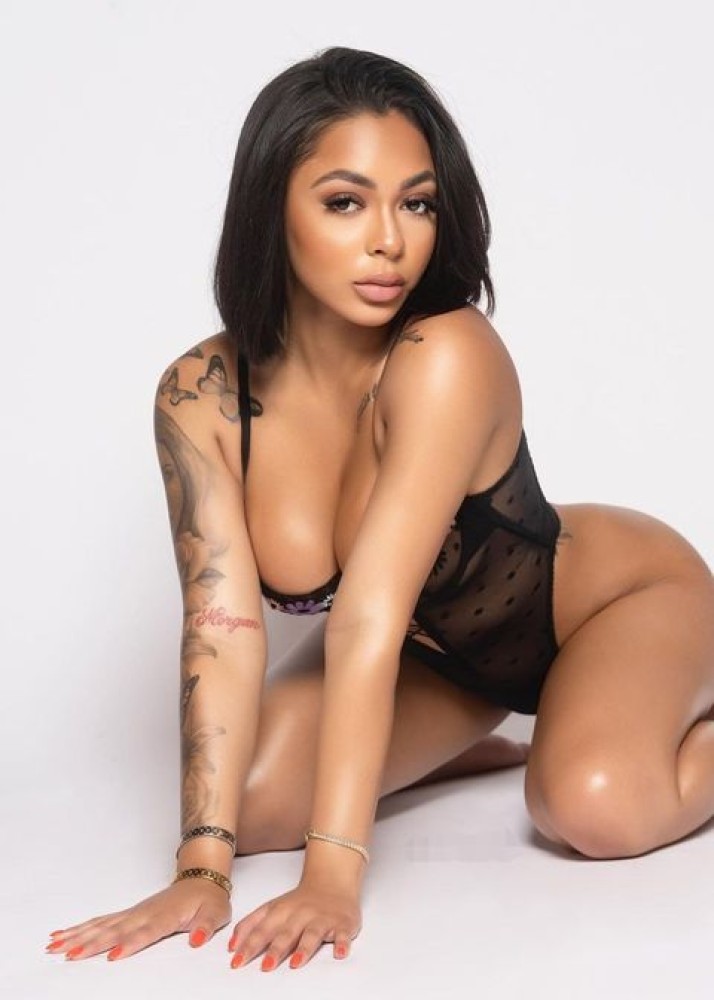 Индивидуалка Bella фото № 2 в городе Вышний Волочёк