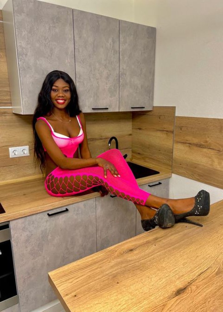 Индивидуалка Диана фото № 2 в городе Вышний Волочёк