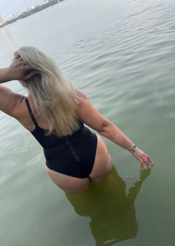 Индивидуалка Людмила главное фото в городе Вышний Волочёк 